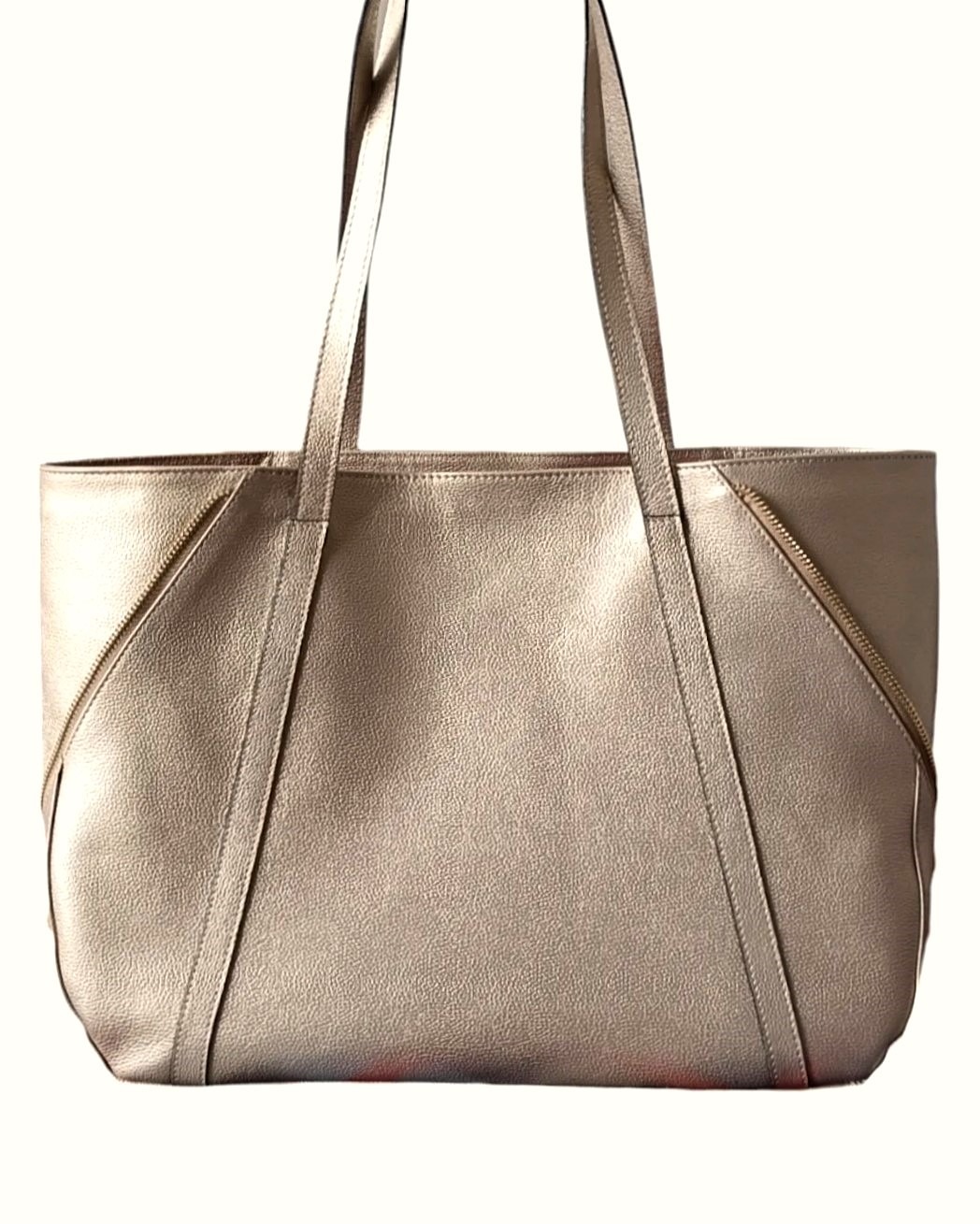 BOLSO SHOPPING EXPANDIBLE DORADO