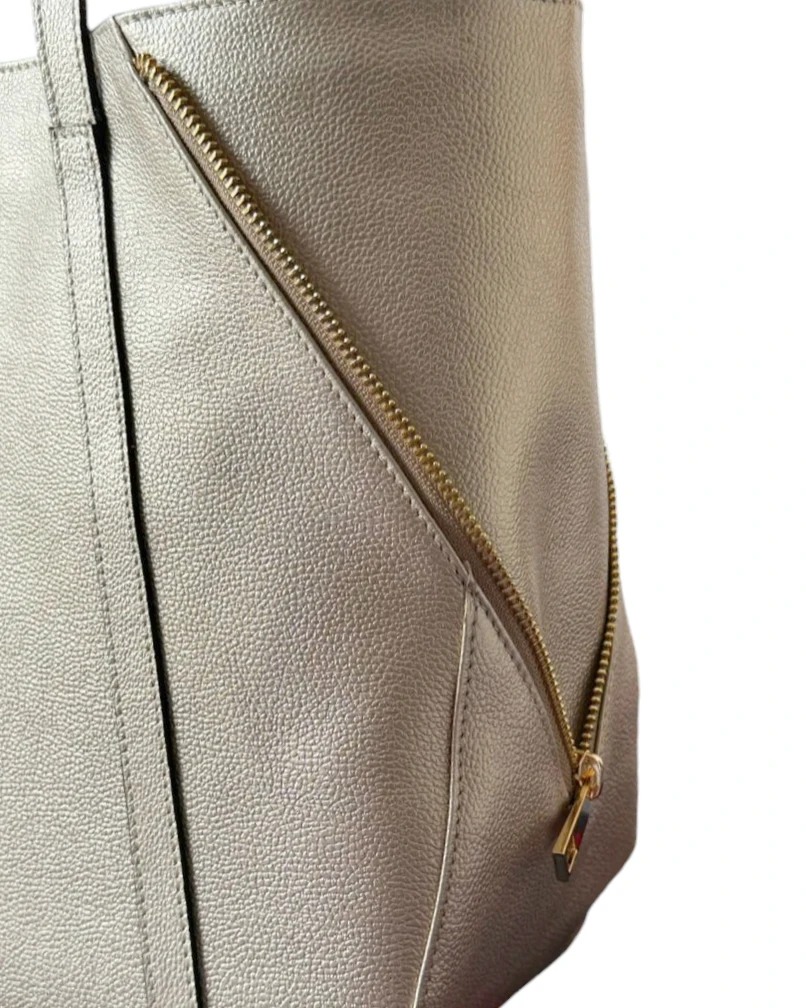 BOLSO SHOPPING EXPANDIBLE DORADO - Image 4